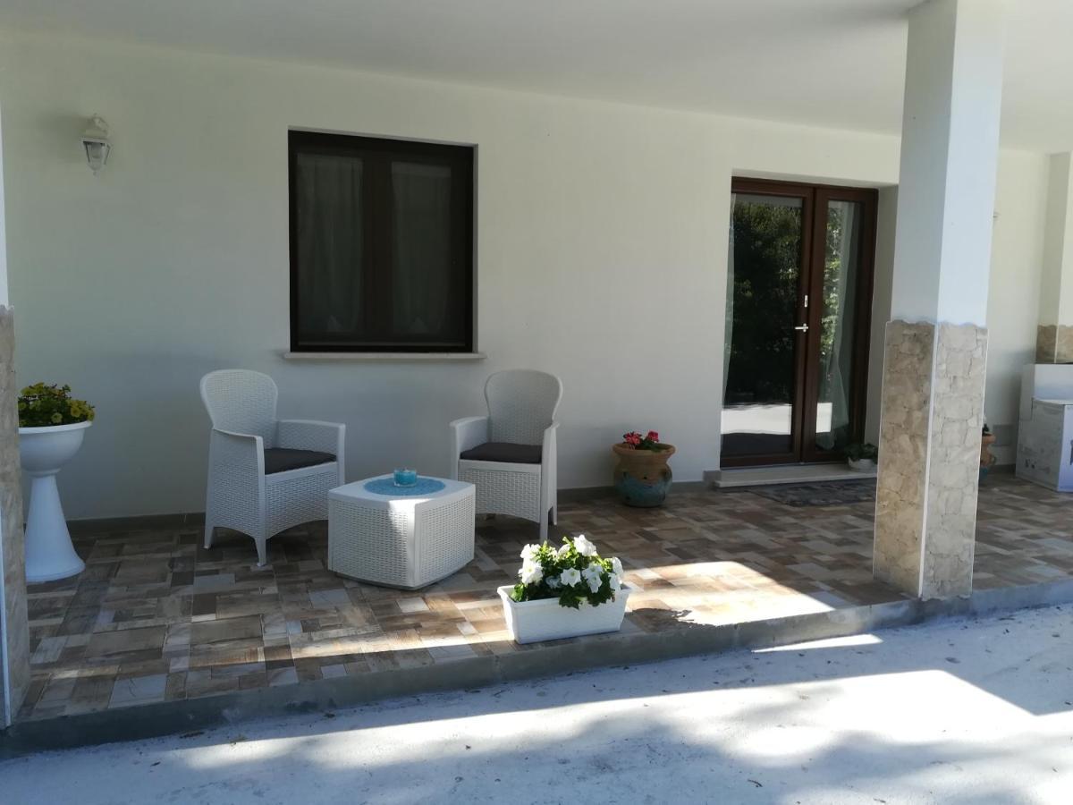 B&B Il Turchese Palmadula Exterior photo